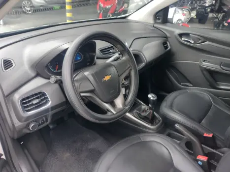 CHEVROLET Onix Hatch 1.4 4P FLEX LT, Foto 5