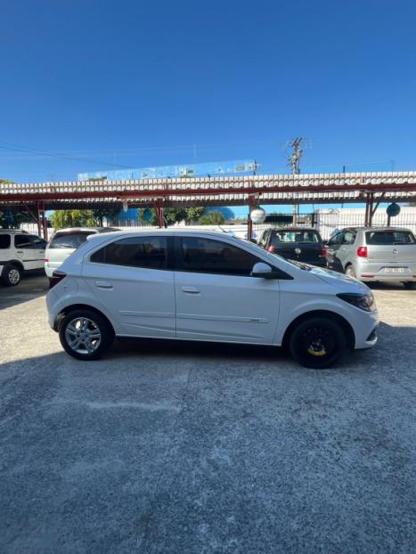 CHEVROLET Onix Hatch 1.4 4P FLEX LT, Foto 5