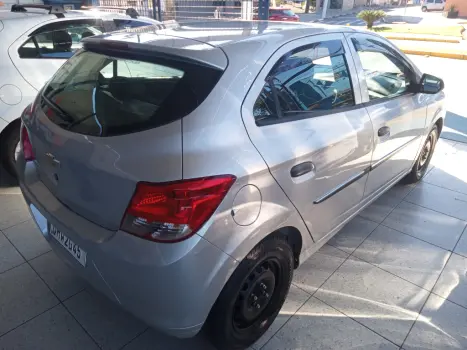 CHEVROLET Onix Hatch 1.0 4P FLEX JOY, Foto 4