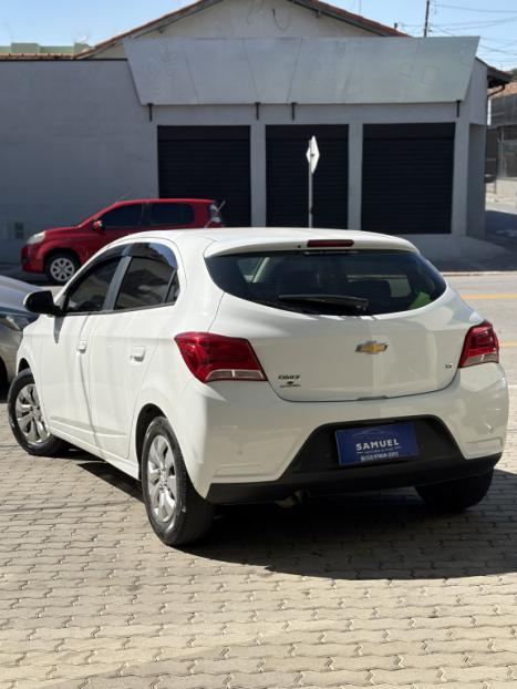 CHEVROLET Onix Hatch 1.0 12V 4P FLEX LT, Foto 2