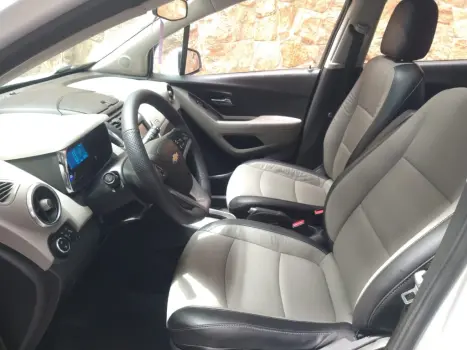 CHEVROLET Tracker 1.8 16V 4P FLEX LTZ AUTOMTICO, Foto 3