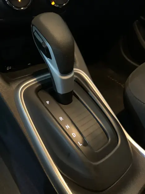 CHEVROLET Tracker 1.0 12V 4P FLEX TURBO LT AUTOM�TICO, Foto 9