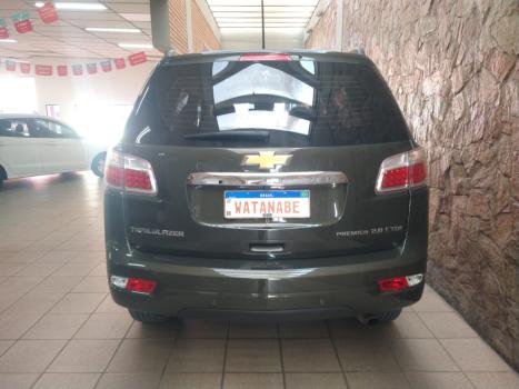 CHEVROLET Trailblazer 2.8 16V 4P LTZ 4X4 TURBO DIESEL AUTOMÁTICO, Foto 13 CHEVROLET Trailblazer 2.8 16V 4P LTZ 4X4 TURBO DIESEL AUTOMÁTICO, Foto 13