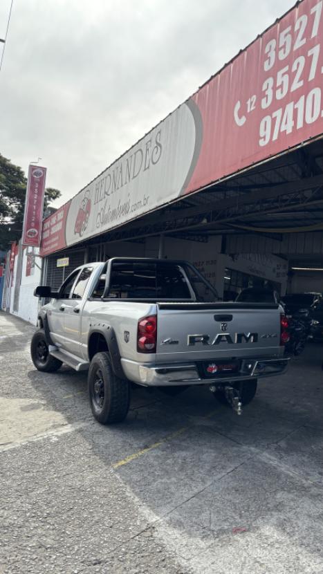 DODGE Ram 5.9 I6 24V 2500 SLT 4X4 CABINE SIMPLES HAVE DUTY TURBO DIESEL AUTOM�TICO, Foto 2