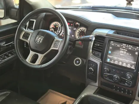 DODGE Ram 6.7 I6 24V 4P 2500 LARAMIE 4X4 TURBODIESEL  AUTOMTICO CABINE DUPLA, Foto 8
