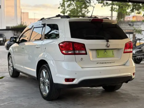 FIAT Freemont 2.4 16V 4P PRECISION AUTOMTICO 7 LUGARES, Foto 4