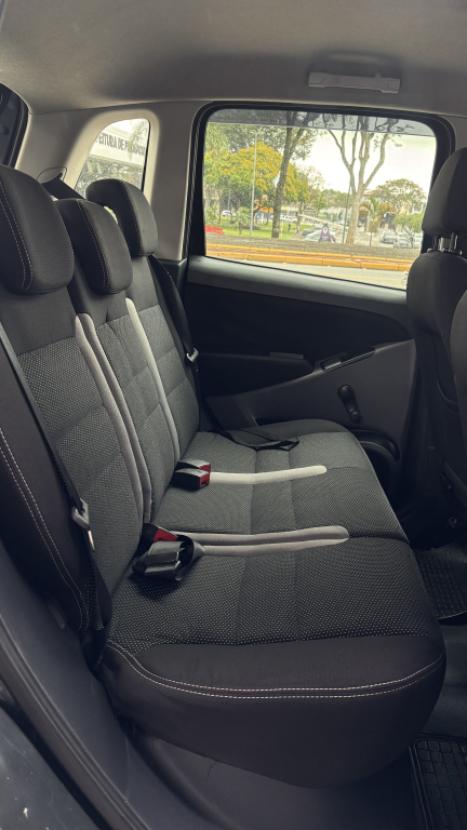 FIAT Idea 1.6 16V 4P ESSENCE FLEX, Foto 12