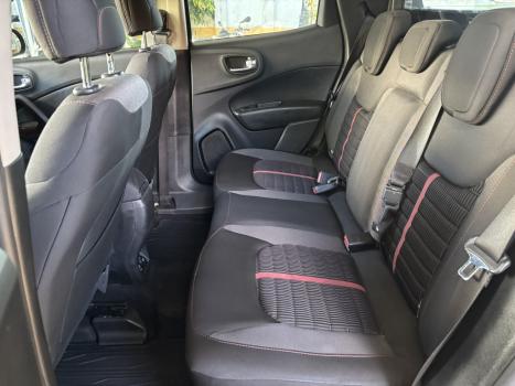 FIAT Toro 1.8 16V 4P FLEX FREEDOM AUTOM�TICO, Foto 10