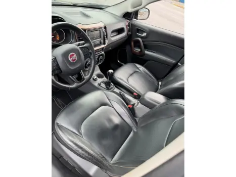FIAT Toro 2.0 16V 4P VOLCANO 4WD TURBO DIESEL AUTOMÁTICO, Foto 9