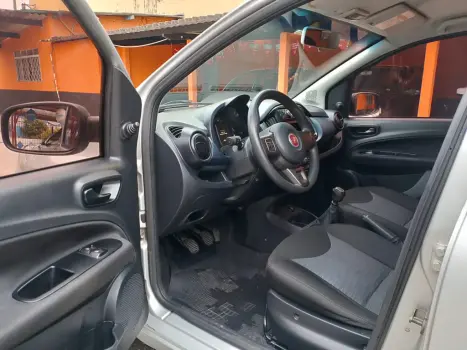 FIAT Uno 1.0 4P FLEX ATTRACTIVE, Foto 9