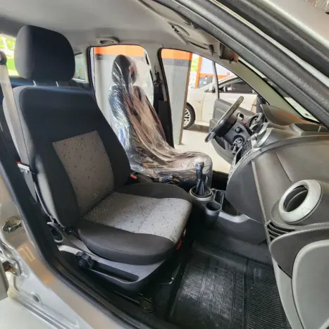 FORD Fiesta Hatch 1.6 4P FLEX, Foto 8