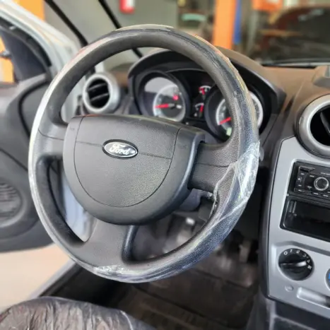 FORD Fiesta Hatch 1.6 4P FLEX, Foto 15