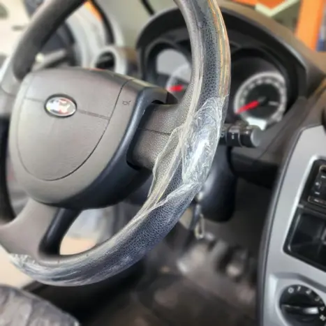 FORD Fiesta Hatch 1.6 4P FLEX, Foto 16