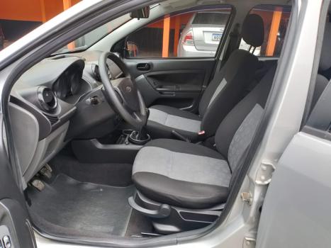 FORD Fiesta Hatch 1.6, Foto 9