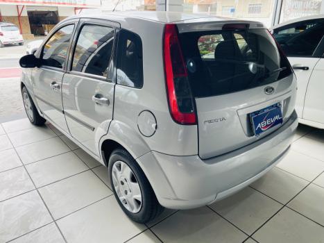 FORD Fiesta Hatch 1.6 4P ROCAM FLEX, Foto 3