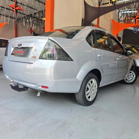 FORD Fiesta Sedan 1.6 4P ROCAM FLEX, Foto 6