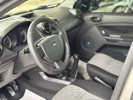 FORD Fiesta Sedan 1.6 4P FLEX, Foto 9