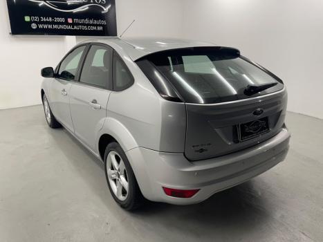 FORD Focus Hatch 1.6 16V 4P FLEX GL, Foto 5