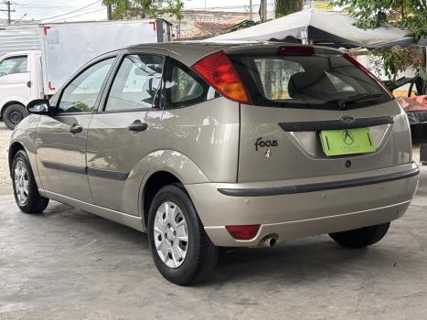 FORD Focus Hatch 1.6 4P, Foto 4