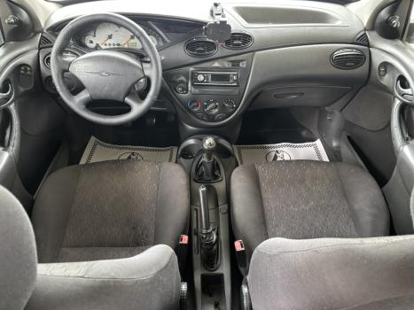 FORD Focus Hatch 1.6 4P, Foto 7