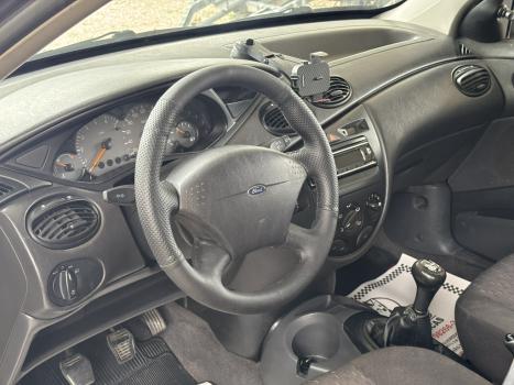 FORD Focus Hatch 1.6 4P, Foto 8