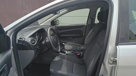 FORD Focus Hatch 1.6 16V 4P FLEX GL, Foto 3
