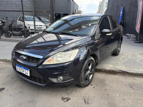 FORD Focus Sedan 2.0 16V 4P GLX, Foto 1