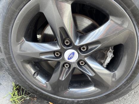 FORD Focus Sedan 2.0 16V 4P GLX, Foto 7