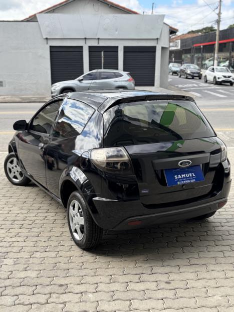 FORD Ka Hatch 1.0, Foto 2