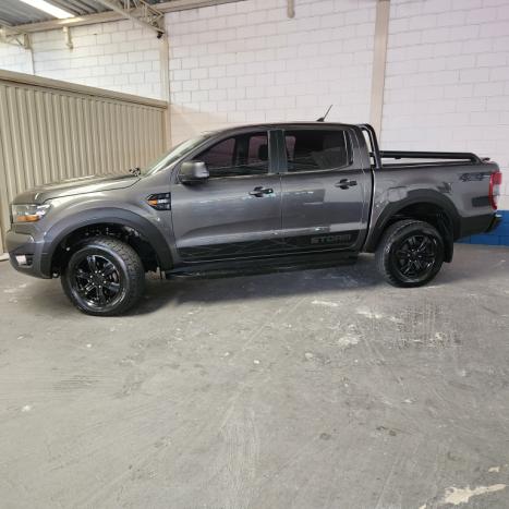 FORD Ranger 3.2 20V CABINE DUPLA 4X4 STORM TURBO DIESEL AUTOM�TICO, Foto 2
