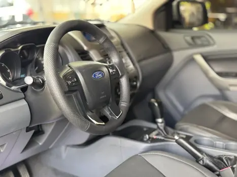 FORD Ranger 3.2 20V XLS CABINE DUPLA TURBO DIESEL AUTOM�TICO, Foto 9