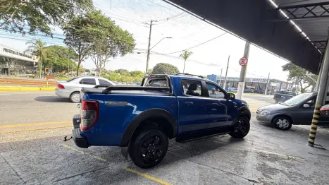 FORD Ranger 3.2 20V CABINE DUPLA 4X4 STORM TURBO DIESEL AUTOM�TICO, Foto 4