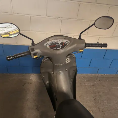 HONDA Biz 125 ES, Foto 3