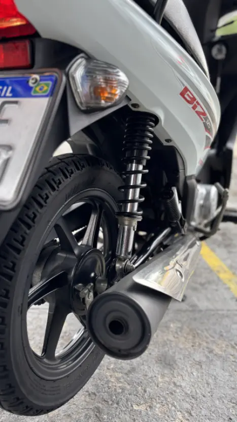 HONDA Biz 125 EX, Foto 8