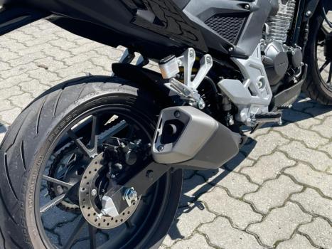 HONDA CB 300 F Twister FLEX ABS, Foto 6