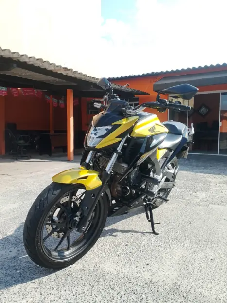 HONDA CB 300 F Twister FLEX ABS, Foto 1