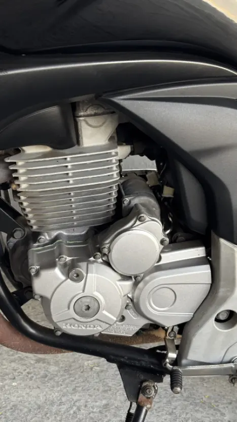 HONDA CB 300 R STD, Foto 9