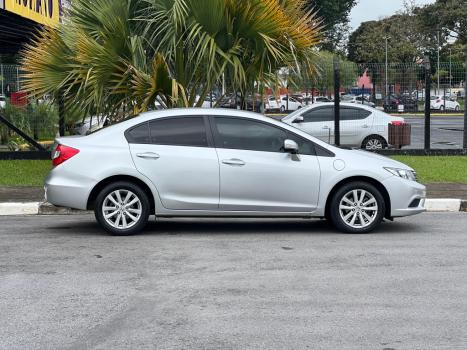 HONDA Civic 1.8 16V 4P FLEX LXS AUTOM�TICO, Foto 4