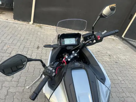 HONDA NC 700 X ABS, Foto 3