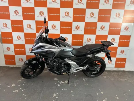 HONDA NC 750 X ABS, Foto 2