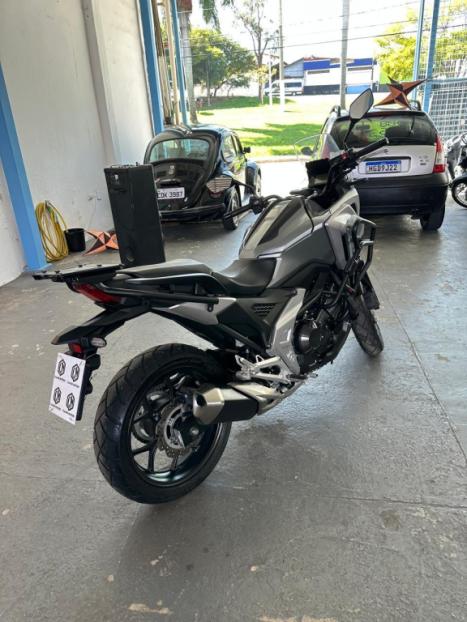 HONDA NC 750 X ABS, Foto 4