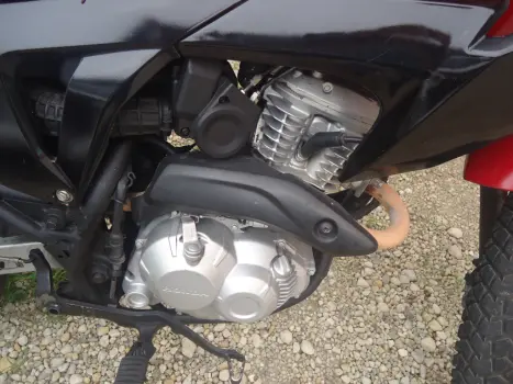 HONDA NXR Bros 150 ES, Foto 3