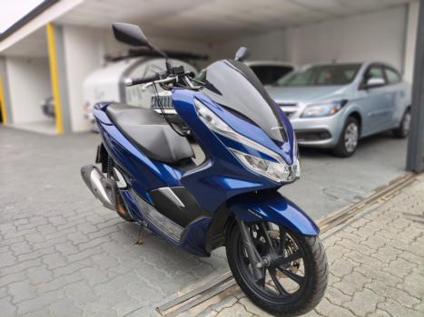 HONDA PCX 150 DLX, Foto 2