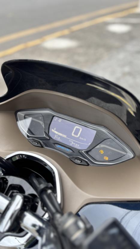 HONDA PCX 160 DLX ABS, Foto 3