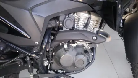 HONDA XRE 190 ABS, Foto 2