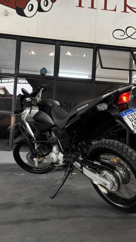 HONDA XRE 300 , Foto 4