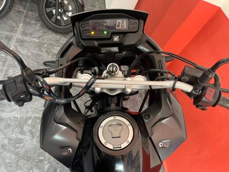 HONDA XRE 300 ADVENTURE, Foto 2