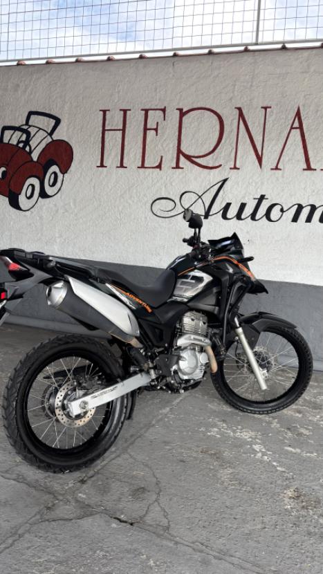 HONDA XRE 300 ADVENTURE, Foto 9