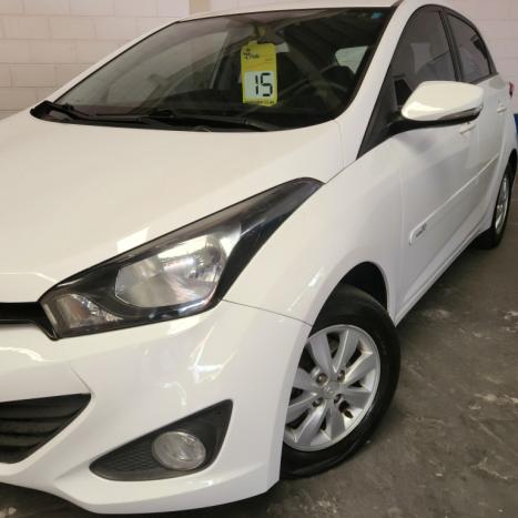 HYUNDAI HB 20 Hatch 1.6 16V 4P FLEX COMFORT PLUS AUTOMTICO, Foto 4
