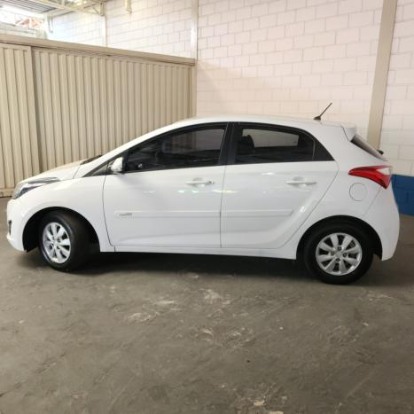 HYUNDAI HB 20 Hatch 1.6 16V 4P FLEX COMFORT PLUS AUTOMTICO, Foto 5
